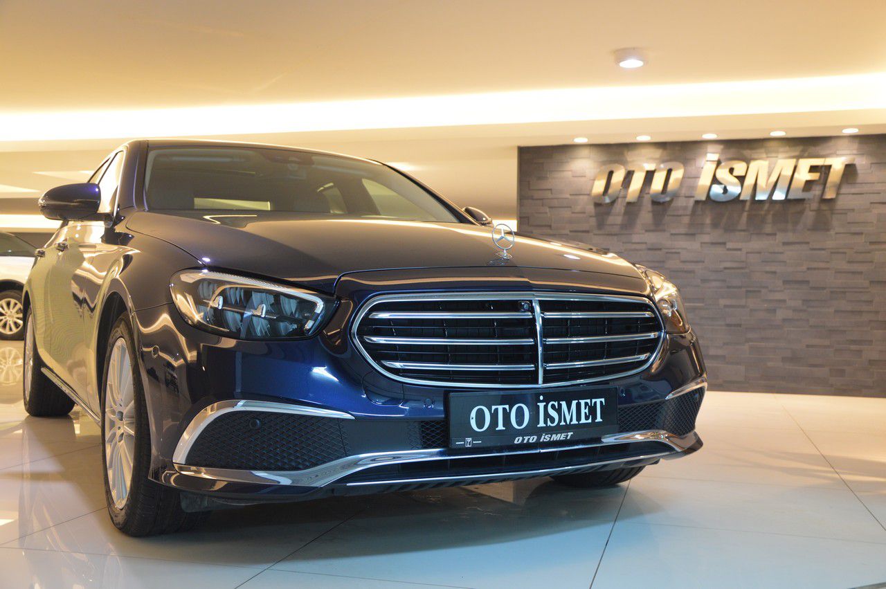 MERCEDES E300d EXCLUSIVE